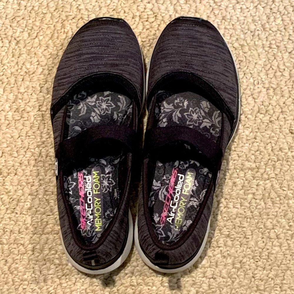 Women’s Sketchers Air-Cooled Memory Foam Sneakers